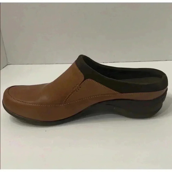 Hush Puppies Brown Tan Women Genuine Leather Epic Clogs Size 10. - Picture 8 of 13